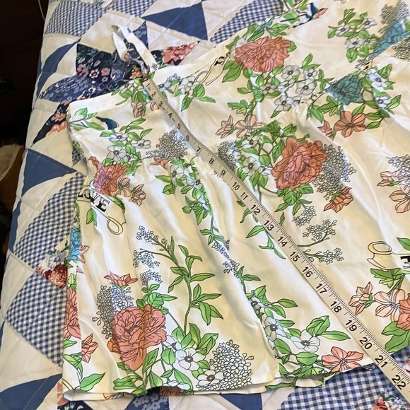 Torrid Floral Camisole - White with Pink and Green - Picture 6 of 6